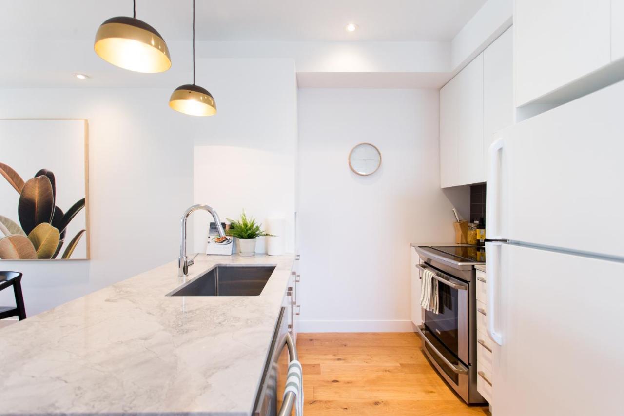 Exquisite Modern In Little Italy By Den Apartment *