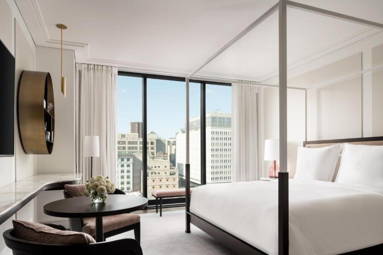 Four Seasons Hotel