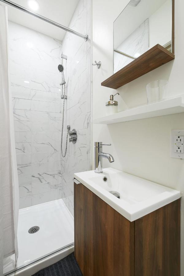 Apartment Bonjour Mtl Rosemont Retreat Chic 1br Air Montreal