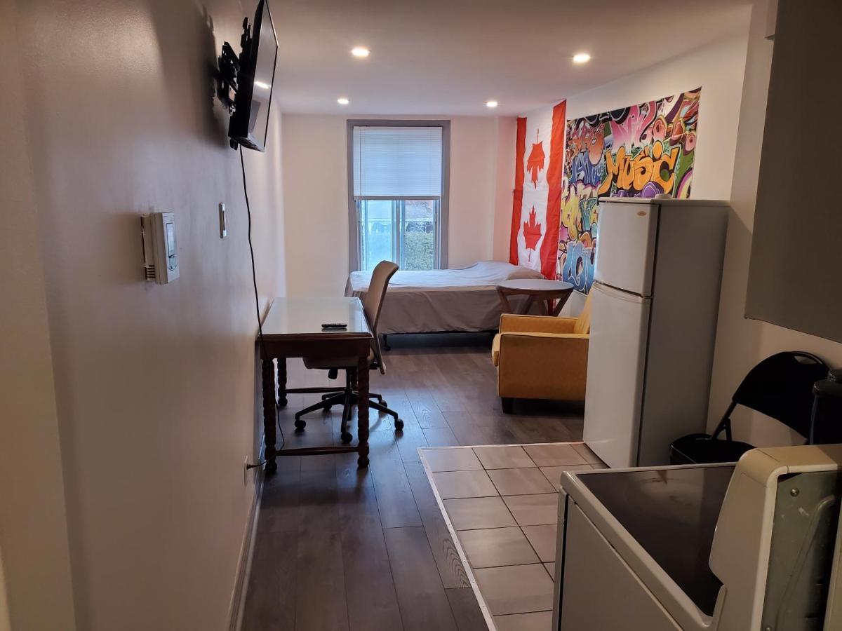 Elite Super Studios Loft Metro Du College * Montreal