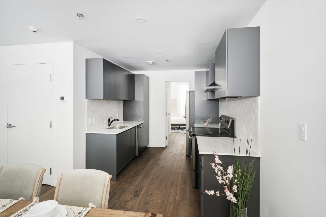 Apartment Bakan - Sainte Catherine Montreal