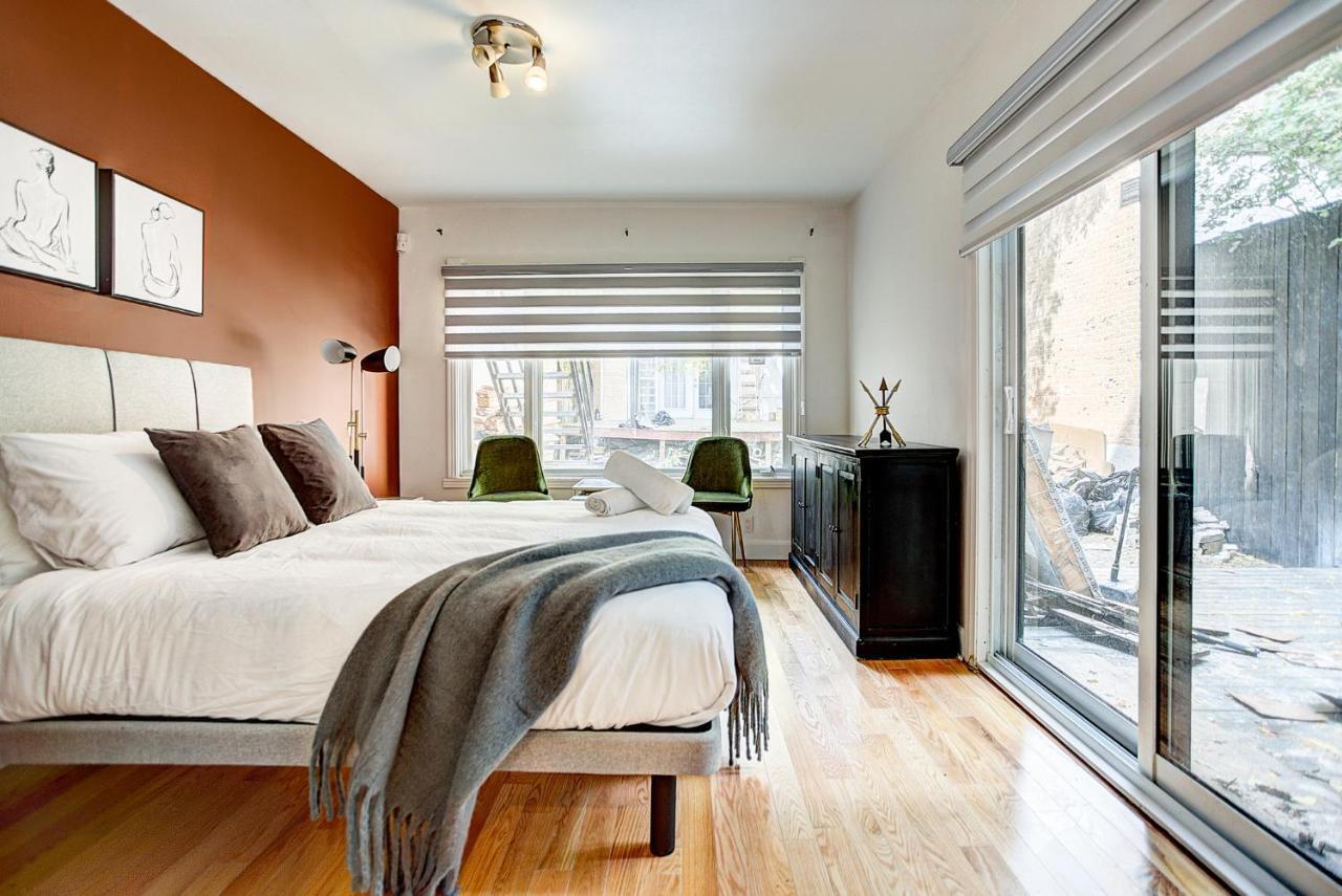 Bakan - Quartier Des Spectacles * Montreal