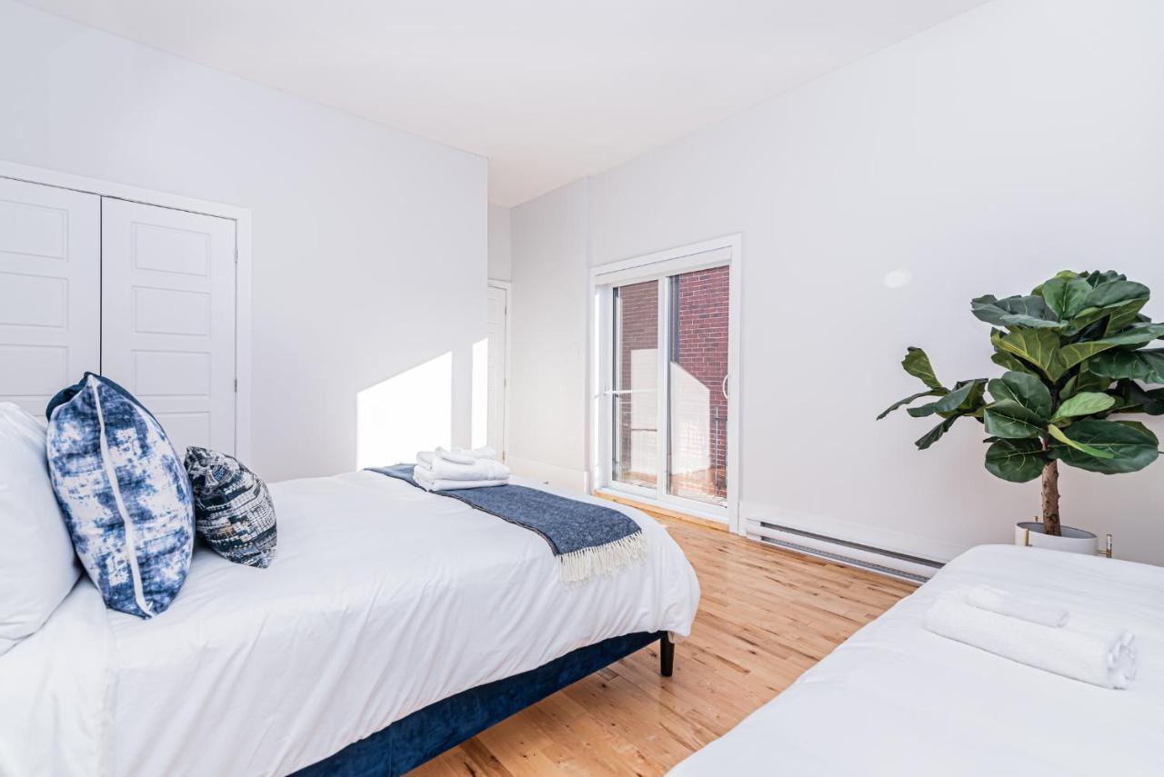 Welcoming And Homey Unit Near Mount Royal By Denstays Montreal
