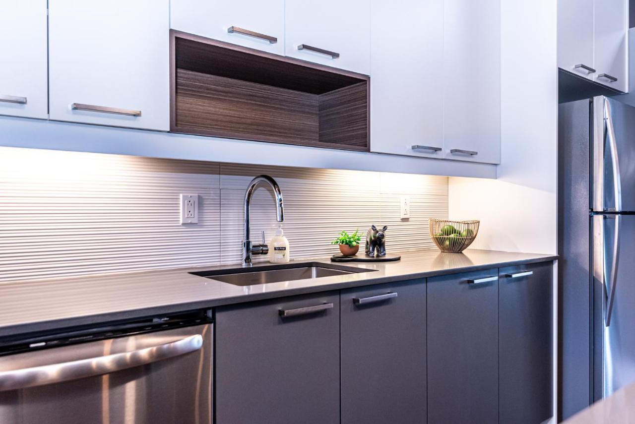 Family Friendly 3-bedroom Beauty In Le Plateau By Denstays * Montreal