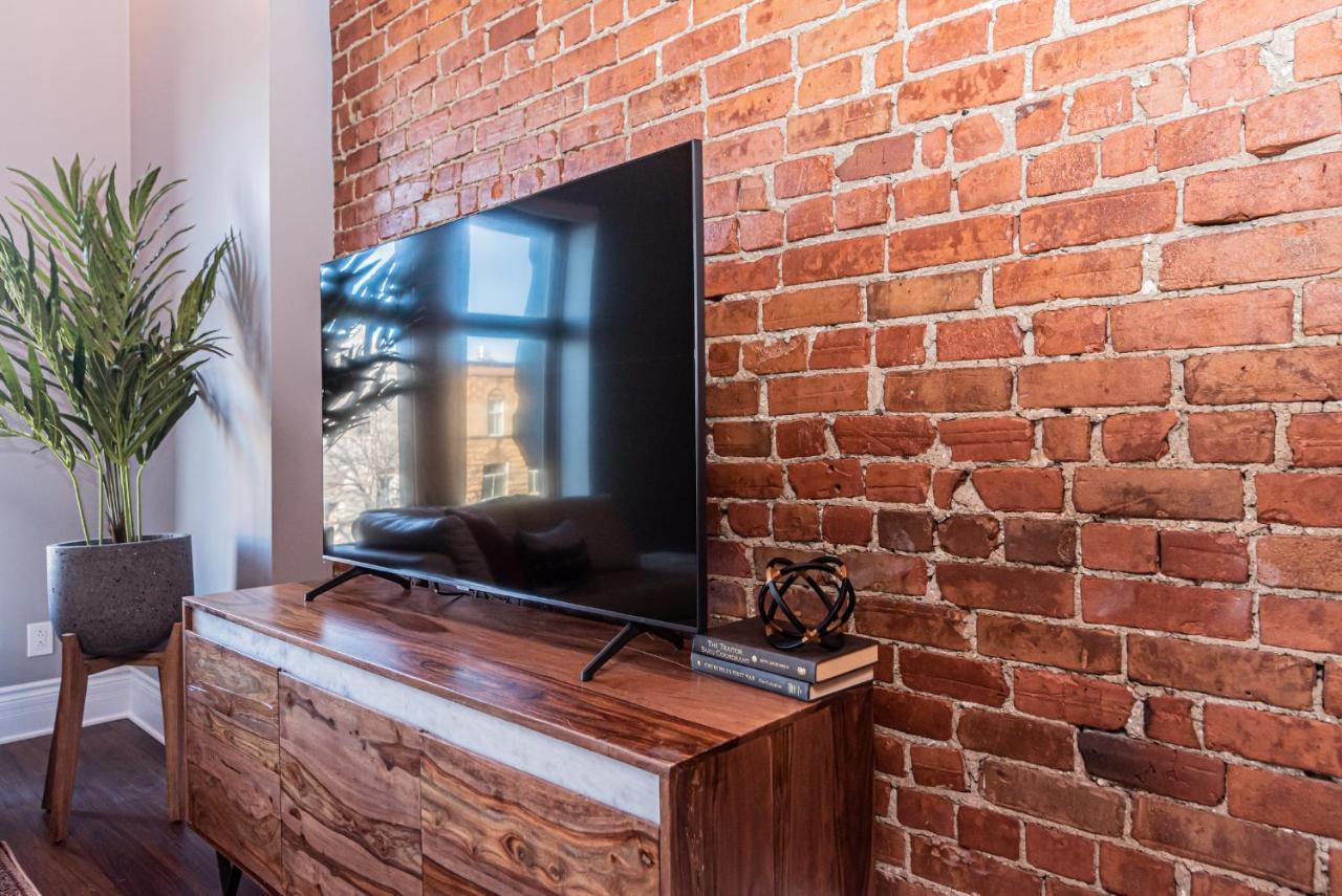 Apartment Family Friendly 3-bedroom Beauty In Le Plateau By Denstays *