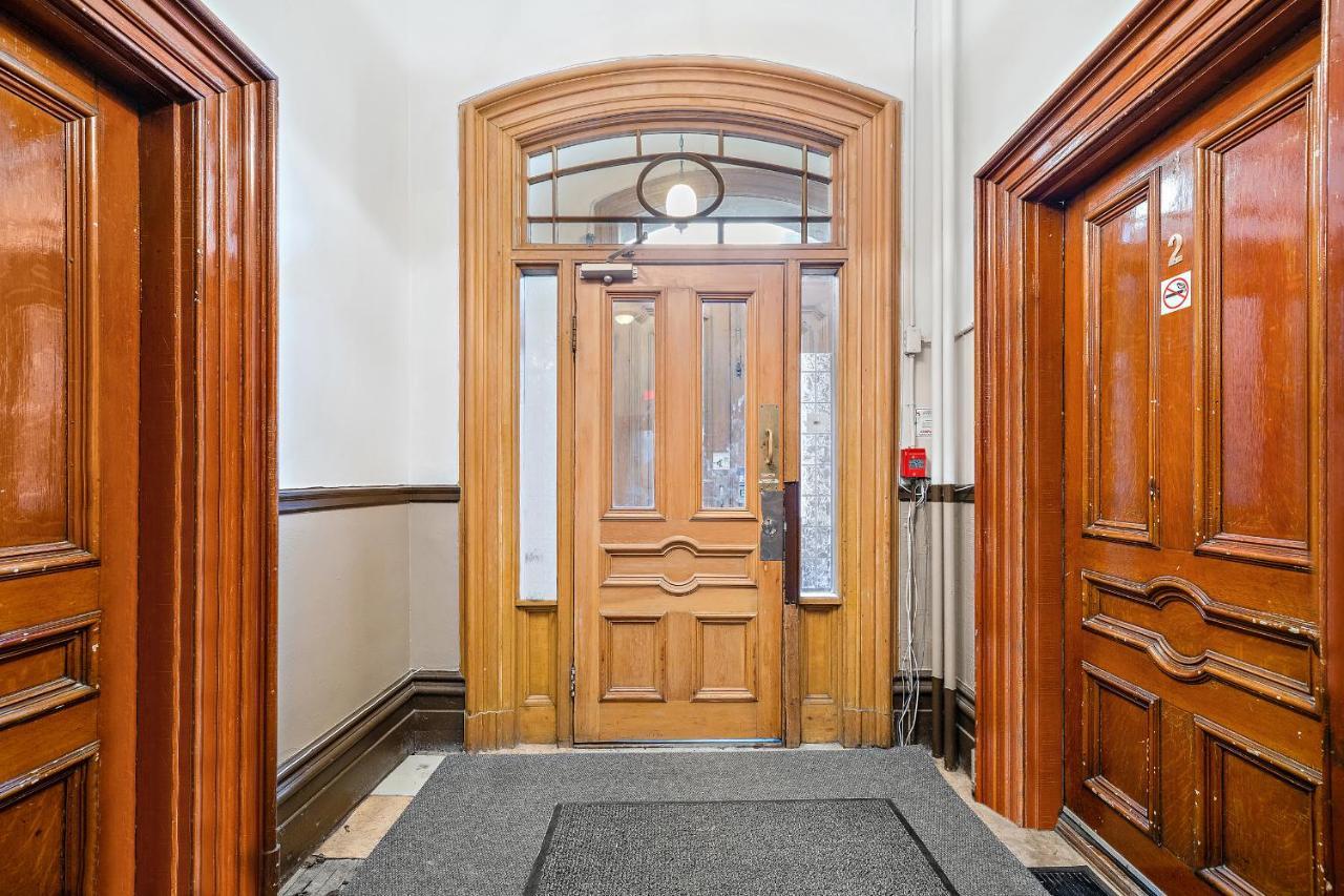 Old Port By Restavio Apartment Montreal