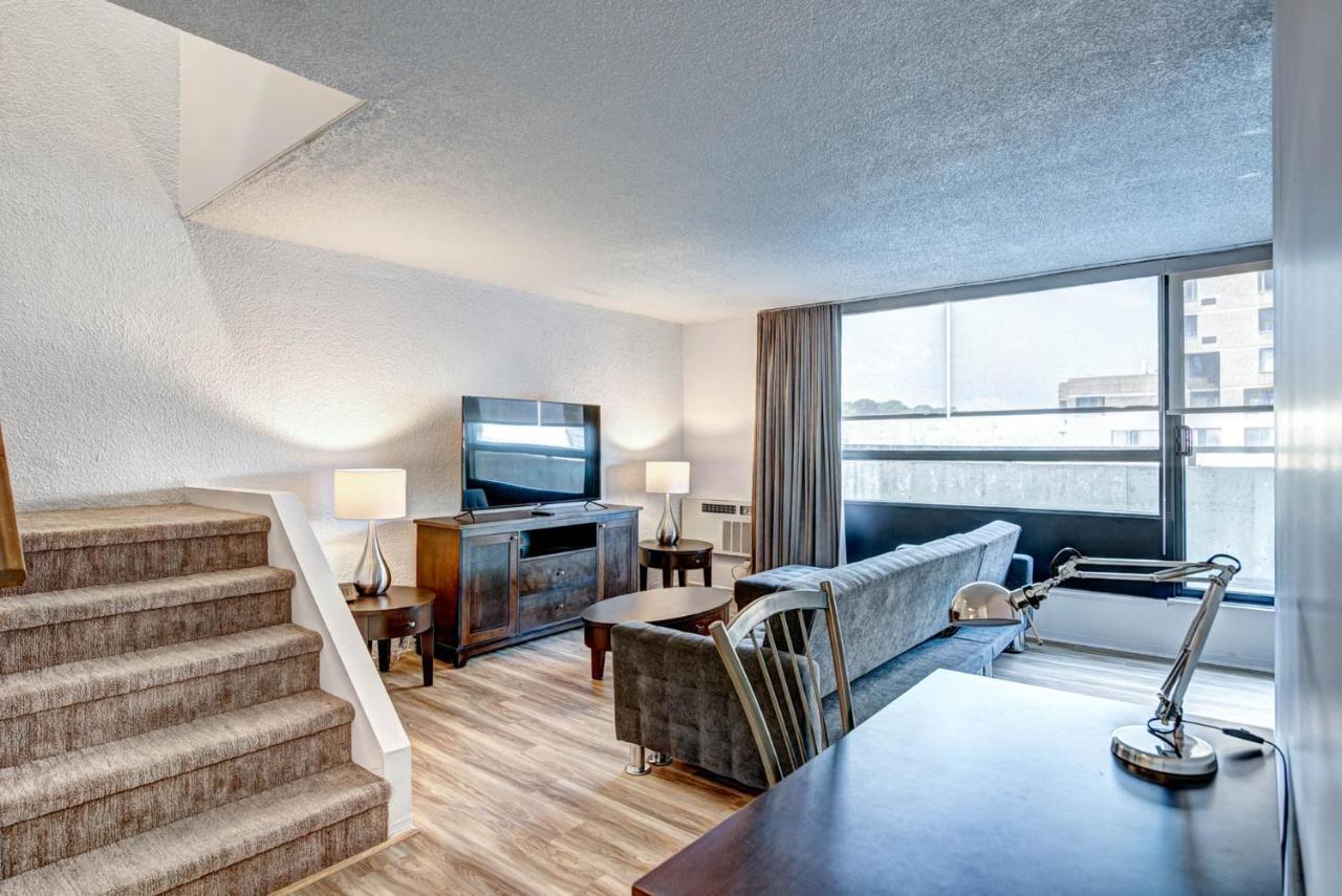 Lacite Furnished Montreal