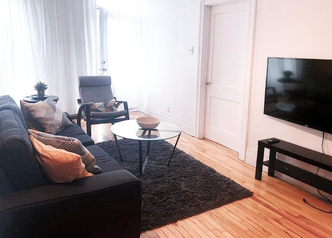 Modern Downtown Apartment Montreal