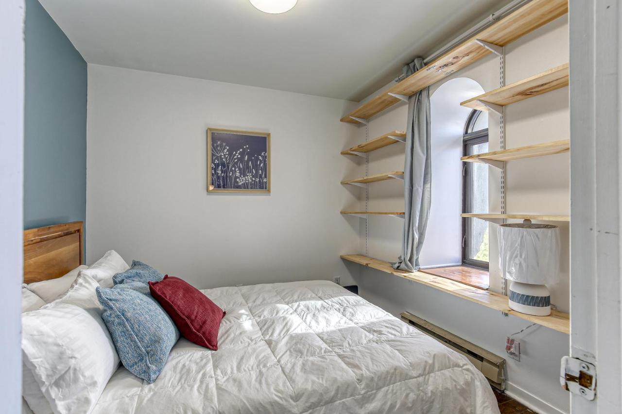 The Bay - Plateau Mont Royal Apartment Montreal