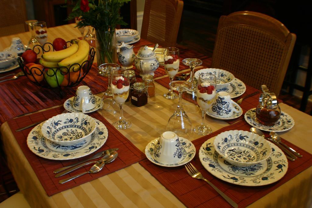 Gingerbread Manor Bed & Breakfast