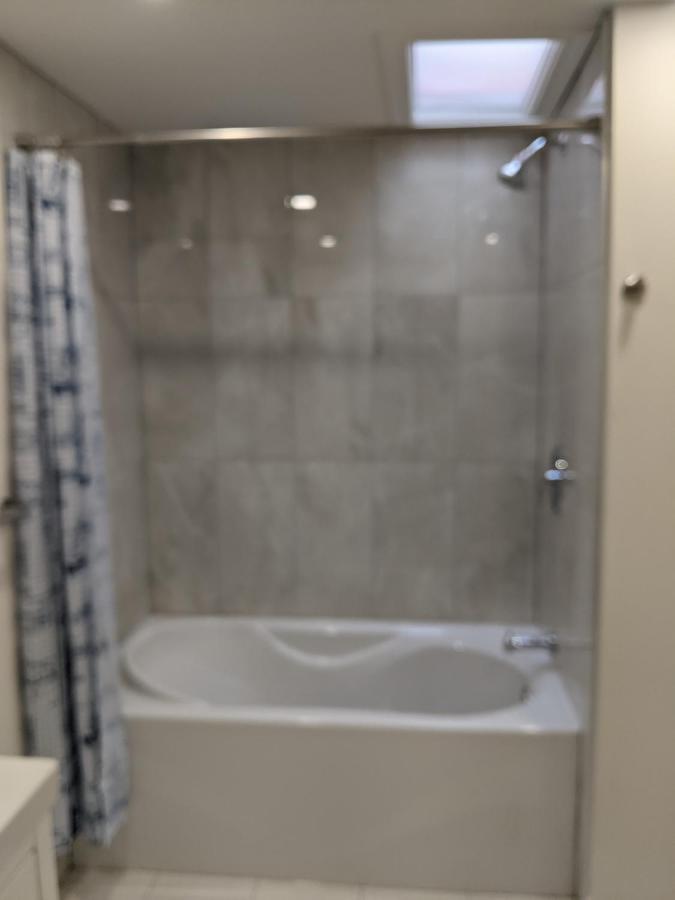 3 Bdr Appartement,wifi,netflix Free Parking Apartment *