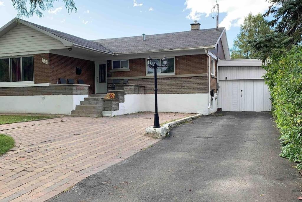 Villa Cozy Place Renovated In Saint Leonard Wifi+netflix *