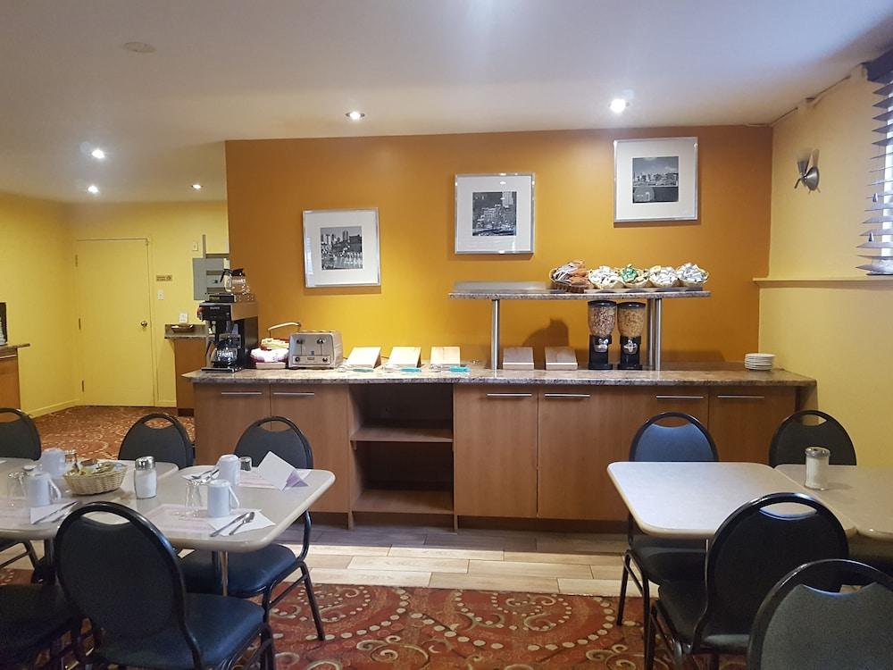 Le Roberval 3* Montreal