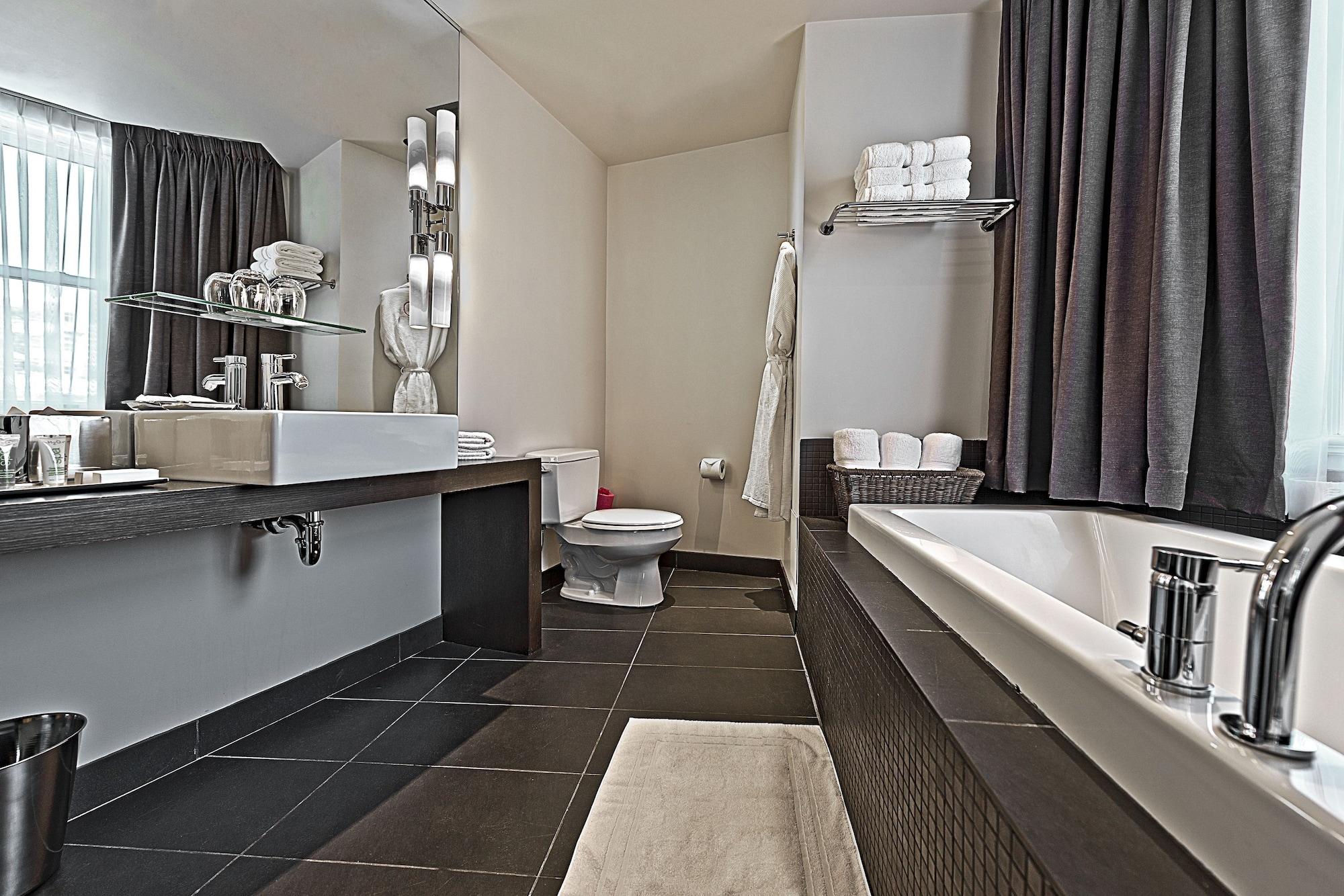 Hotel10 4* Montreal