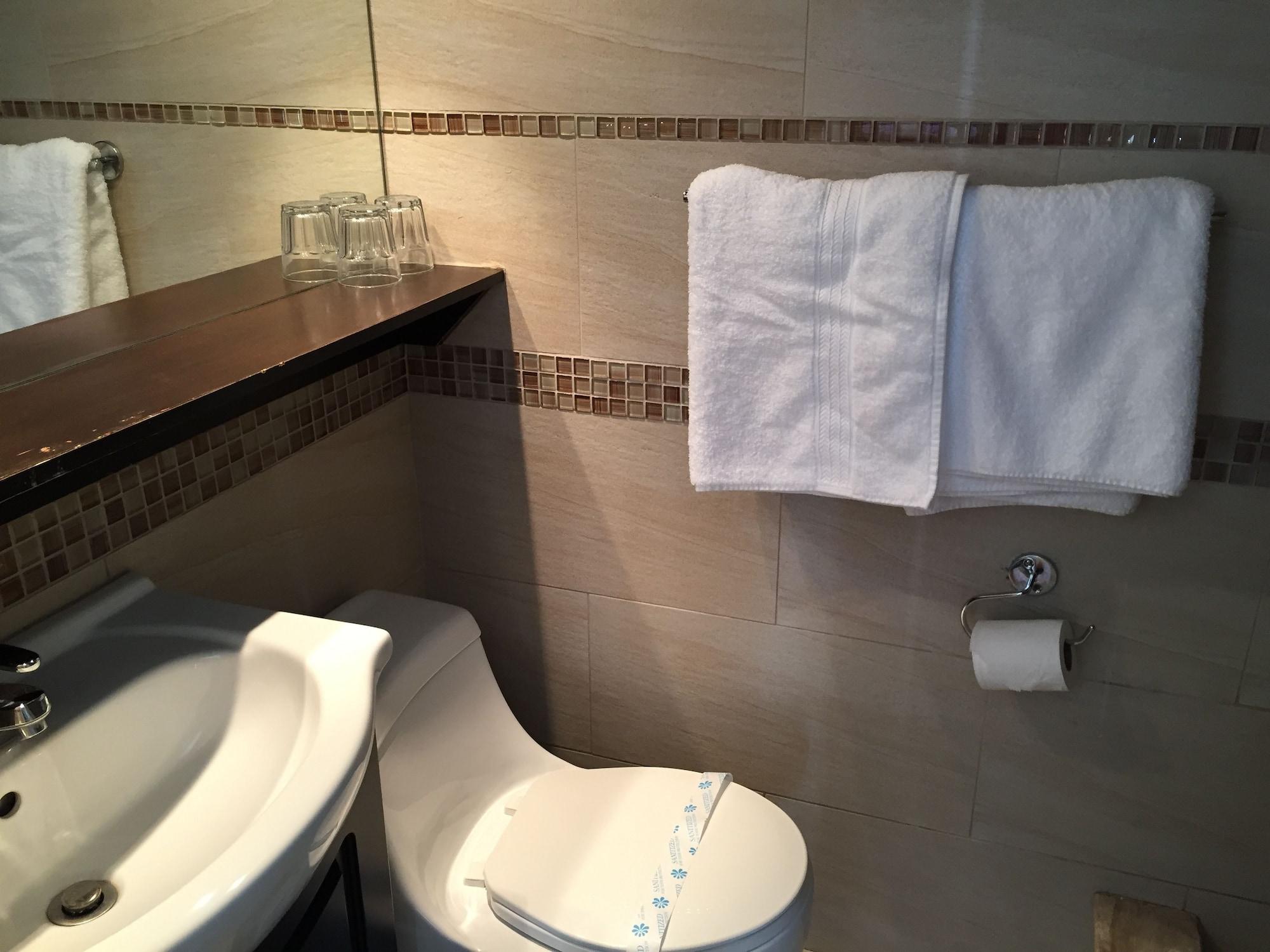 Star Hotel Montreal