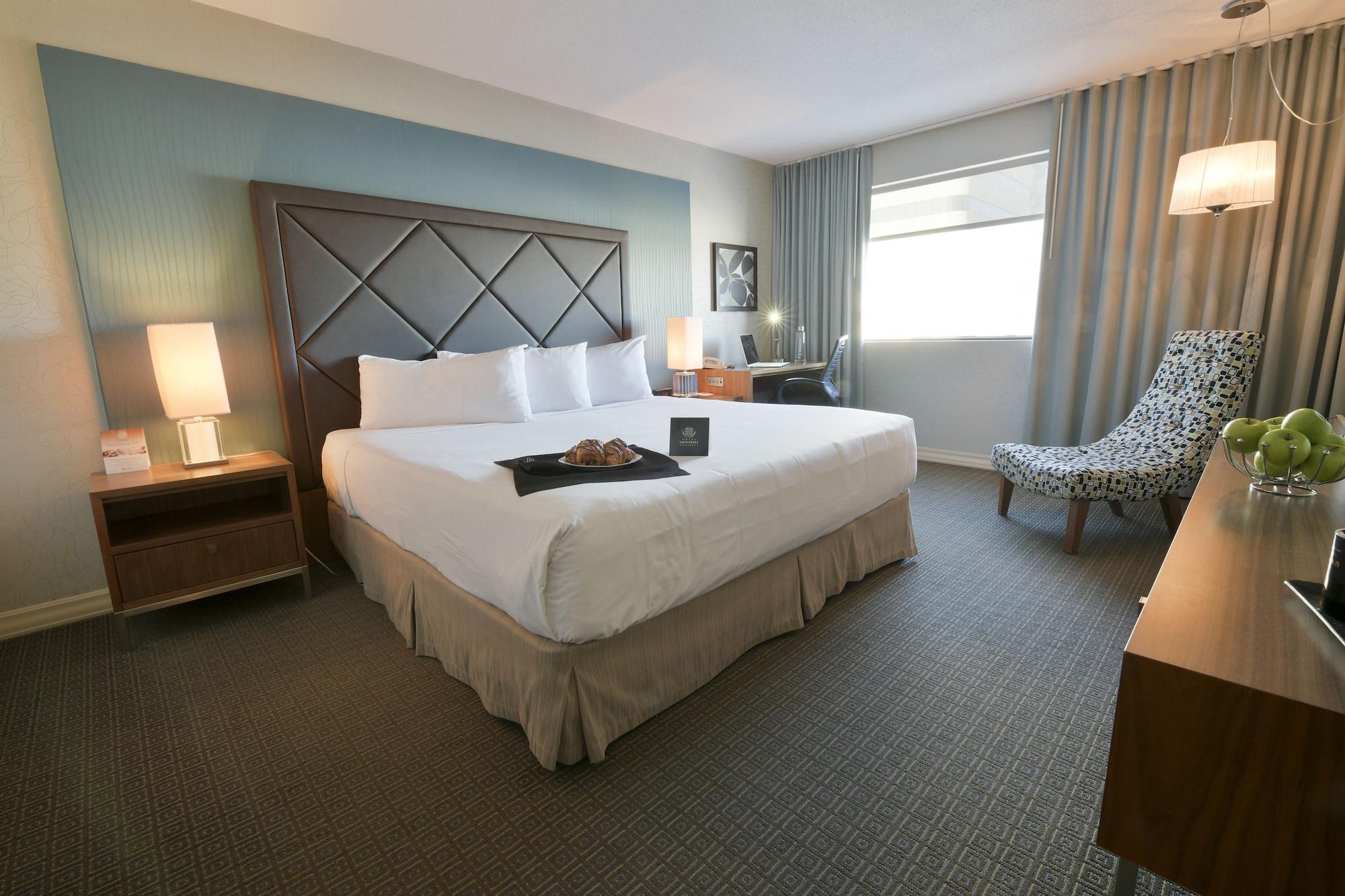 Hotel Universel