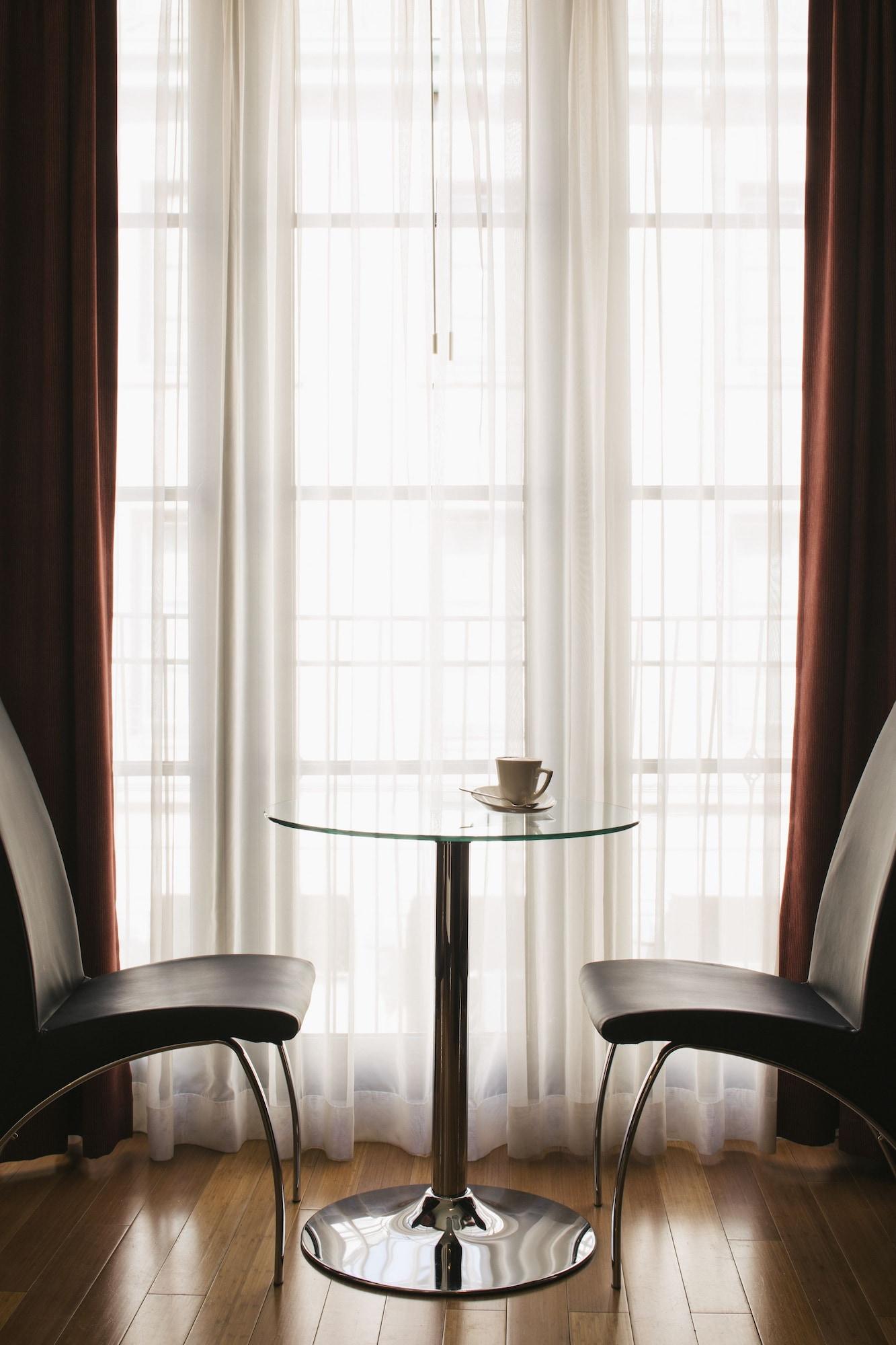 Hotel Le Petit Vieux-montreal - Saint-paul By Gray Collection Montreal