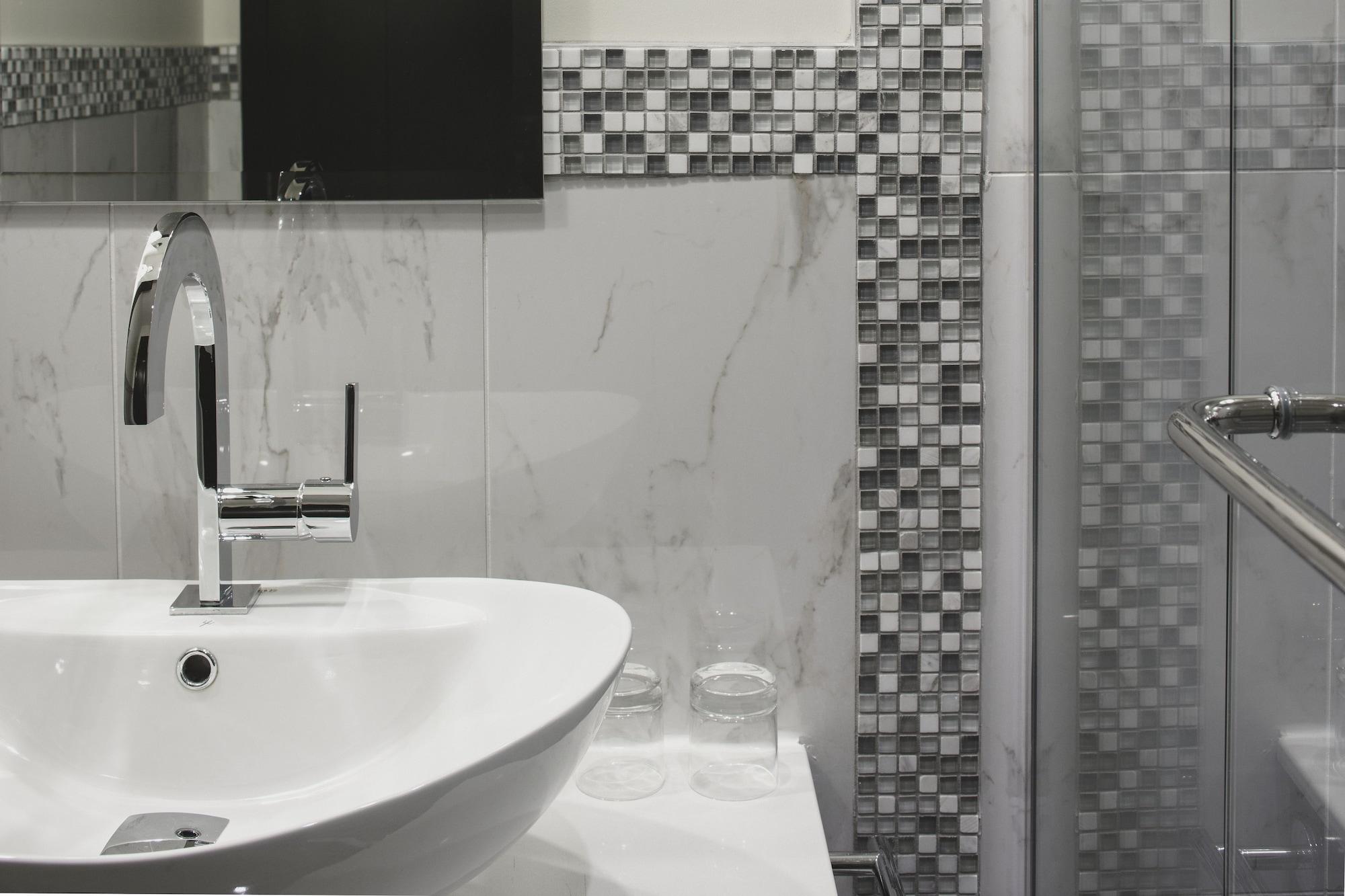 Hotel Le Petit Vieux-montreal - Saint-paul By Gray Collection