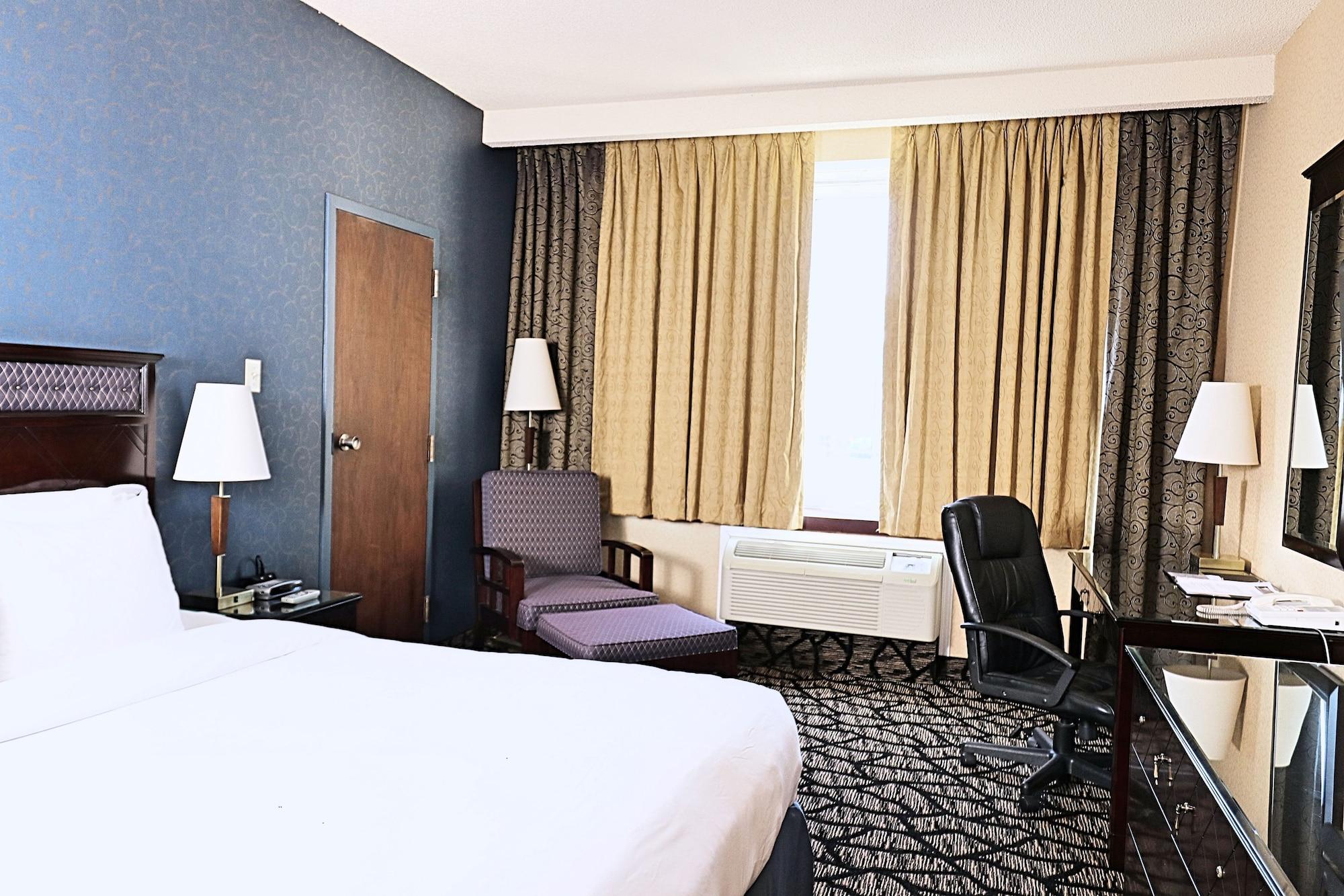 Empire 4* Montreal