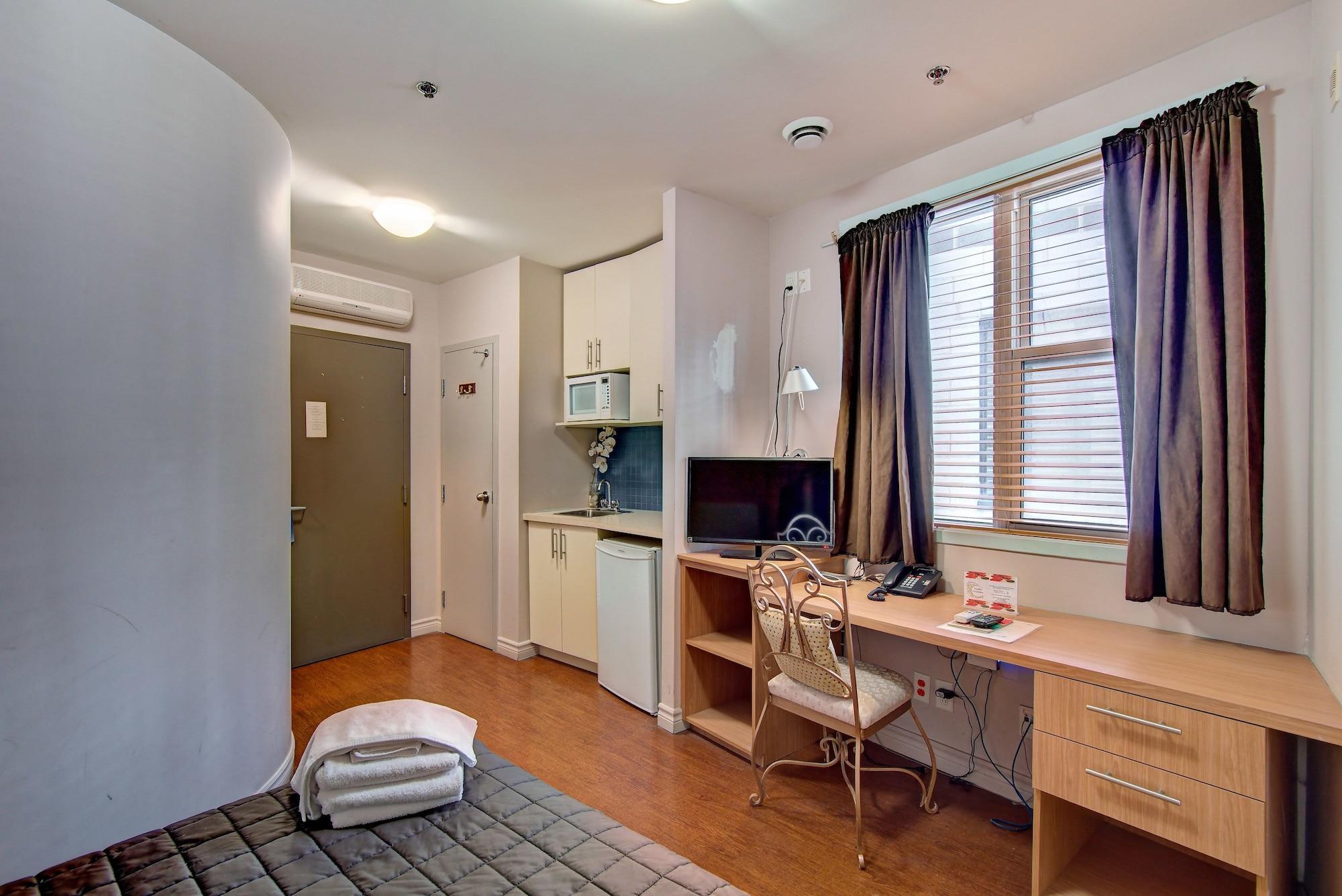 & Espace Confort Inn Montreal