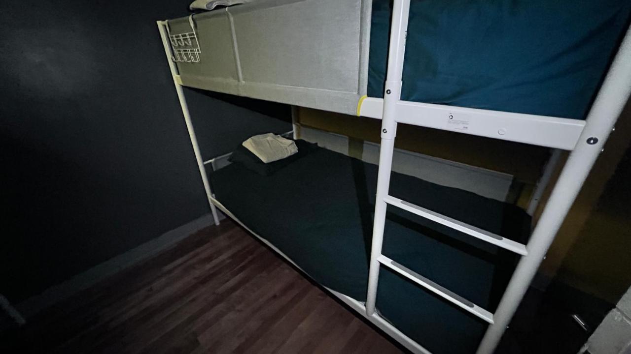 Hostel Pied-a-terre Mont-royal *