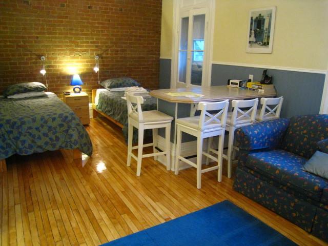 Gite University Bed And Breakfast Montreal