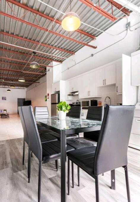 No2 Plaza St-hubert Metro Jean-talon Jarry Parc Apartment *