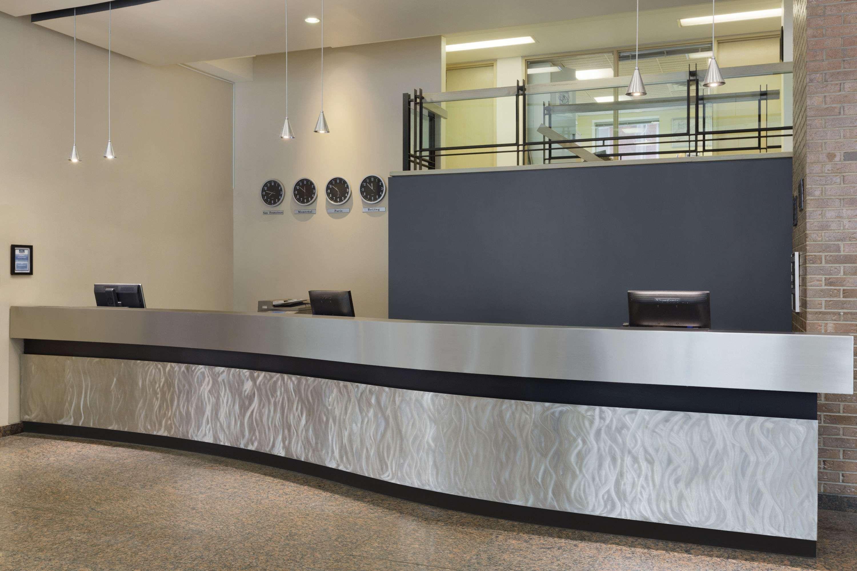 Travelodge By Wyndham Centre