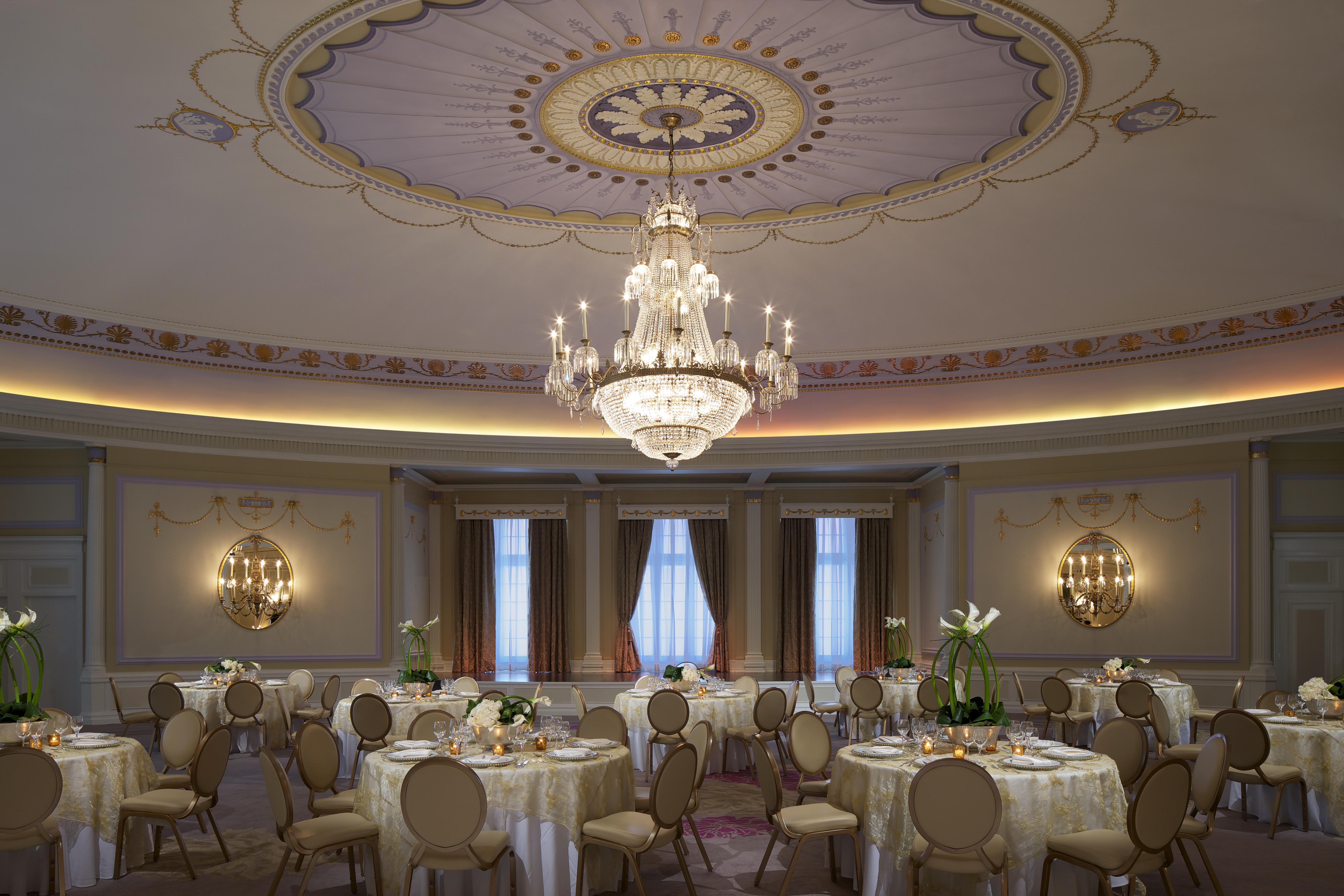 The Ritz-carlton,
