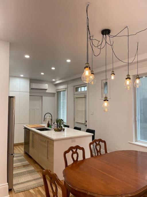Le Saint-denis Jarry Apartment *