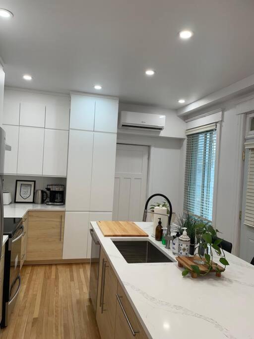 Le Saint-denis Jarry Apartment *