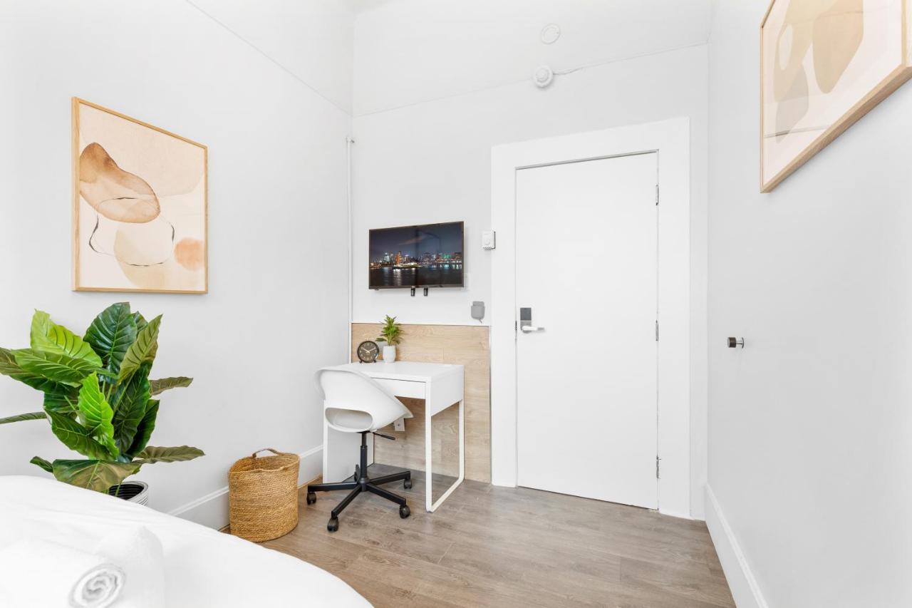 Hotel Le & Stone