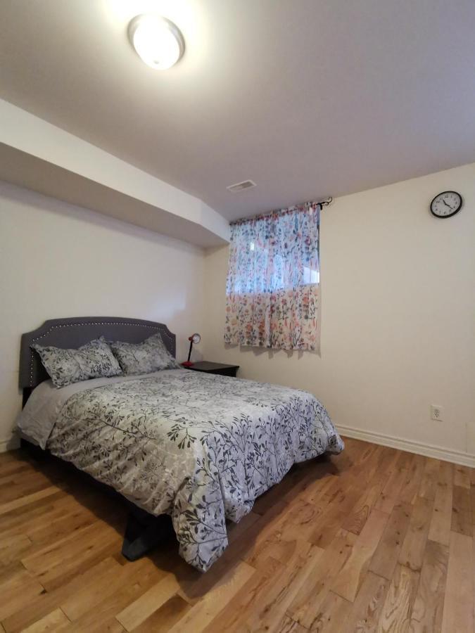 Comfort Townhouse Close To Airport Apartment Montreal