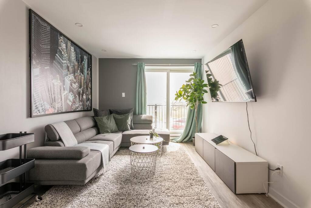 Apartment 3br Escape In Stylish At Anjou *