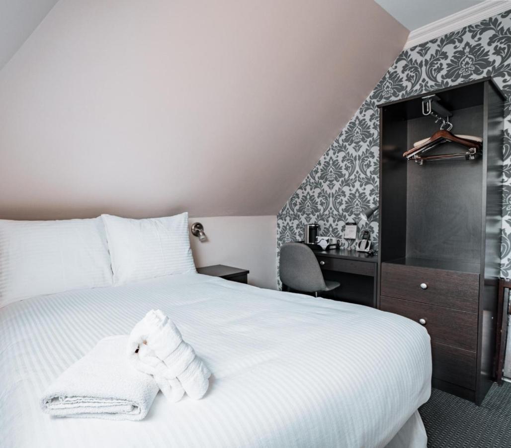 De Paris 3*
