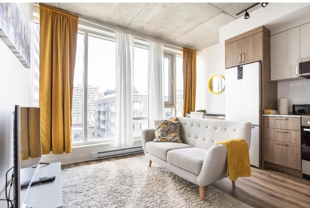 The Catherinoise, In Heart Of Downtown Apartment