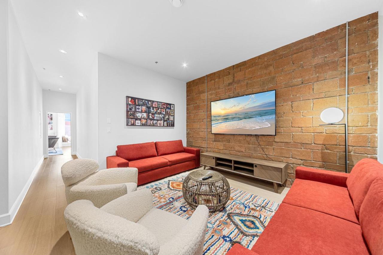 De La Montagne Apartment Montreal