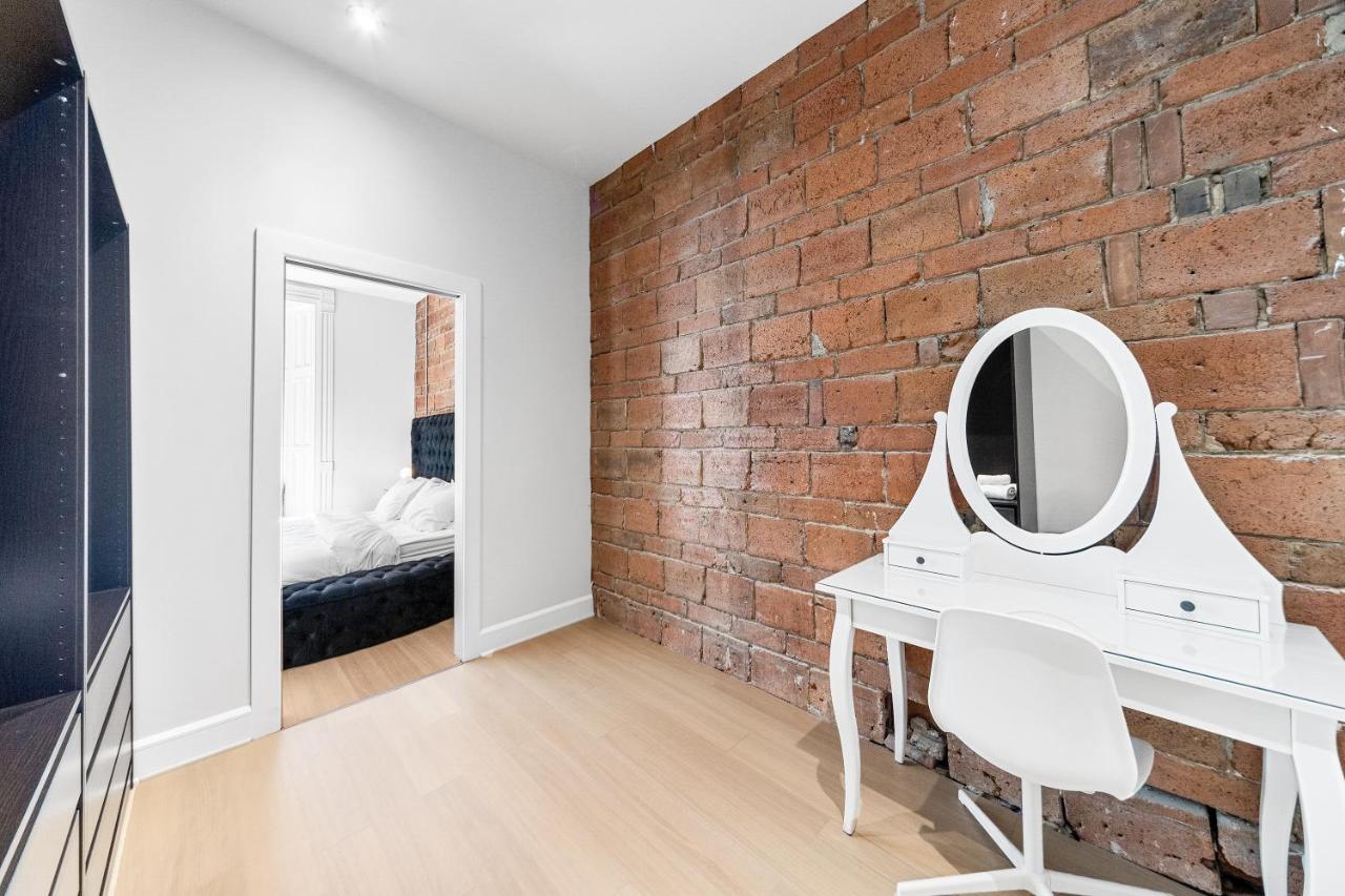 De La Montagne Apartment