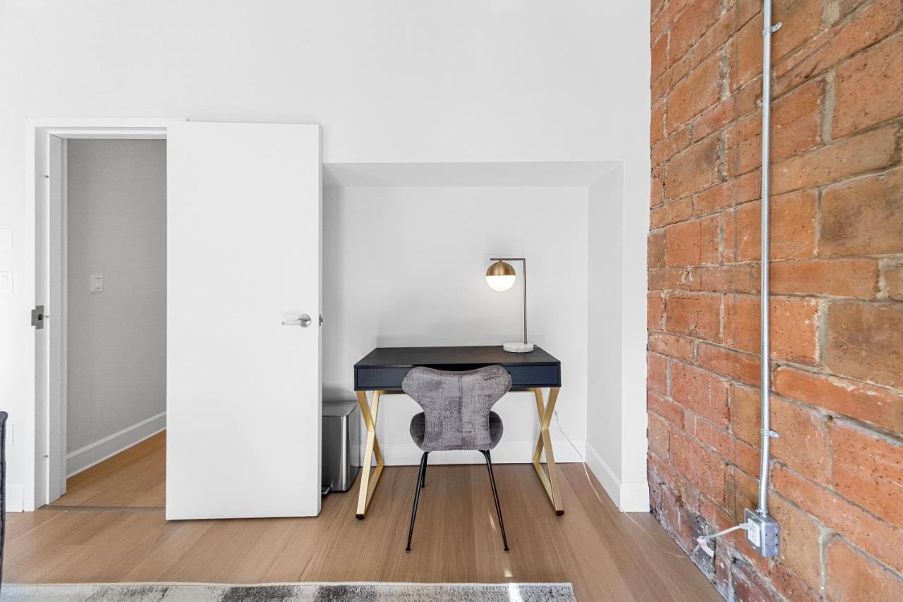 Apartment De La Montagne Montreal