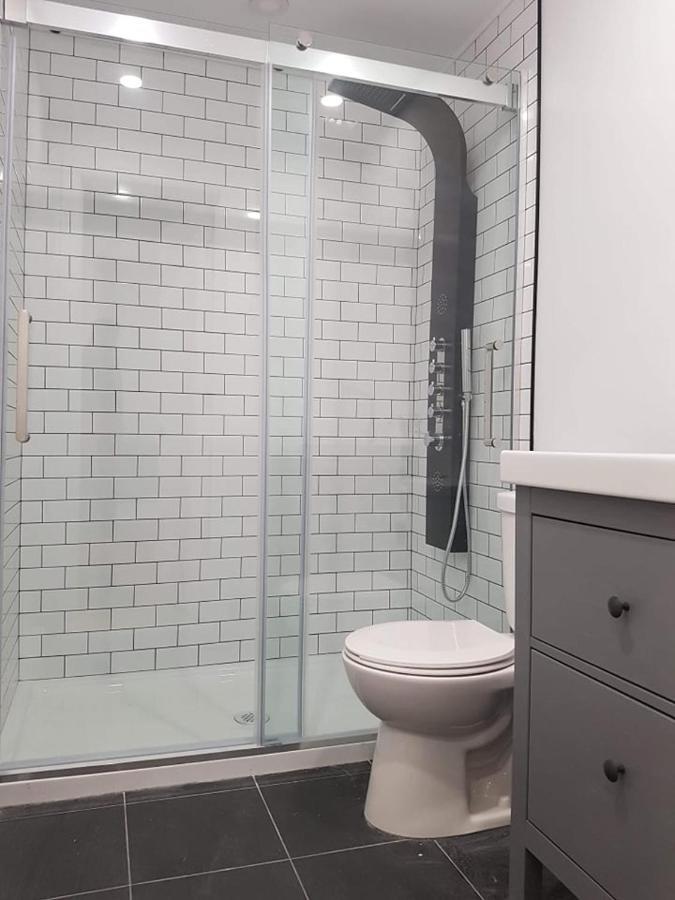 Full Kitchen \ Pet Friendly \ B Montreal