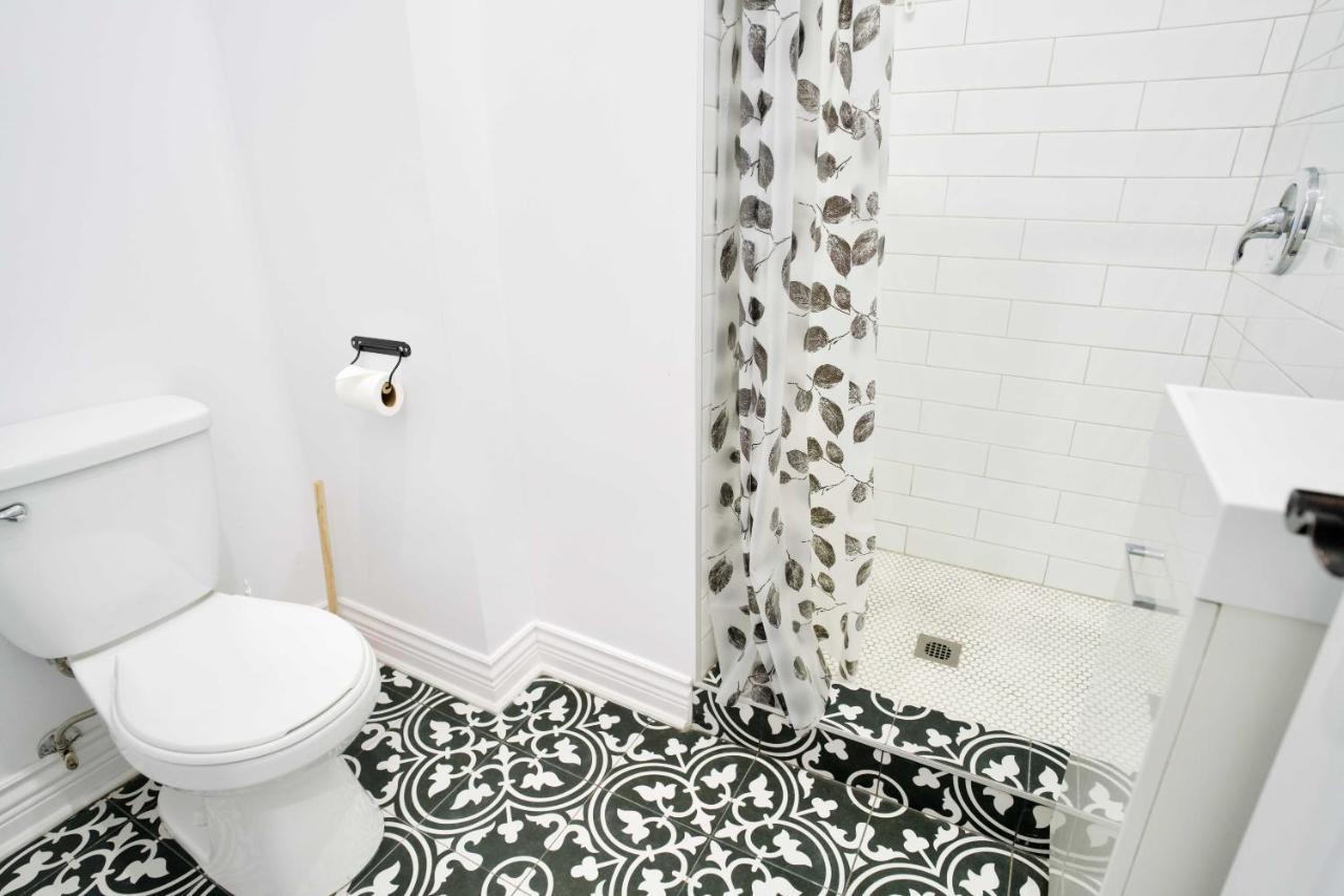 M11 Modern In The Heart Of Mile-end Apartment Montreal