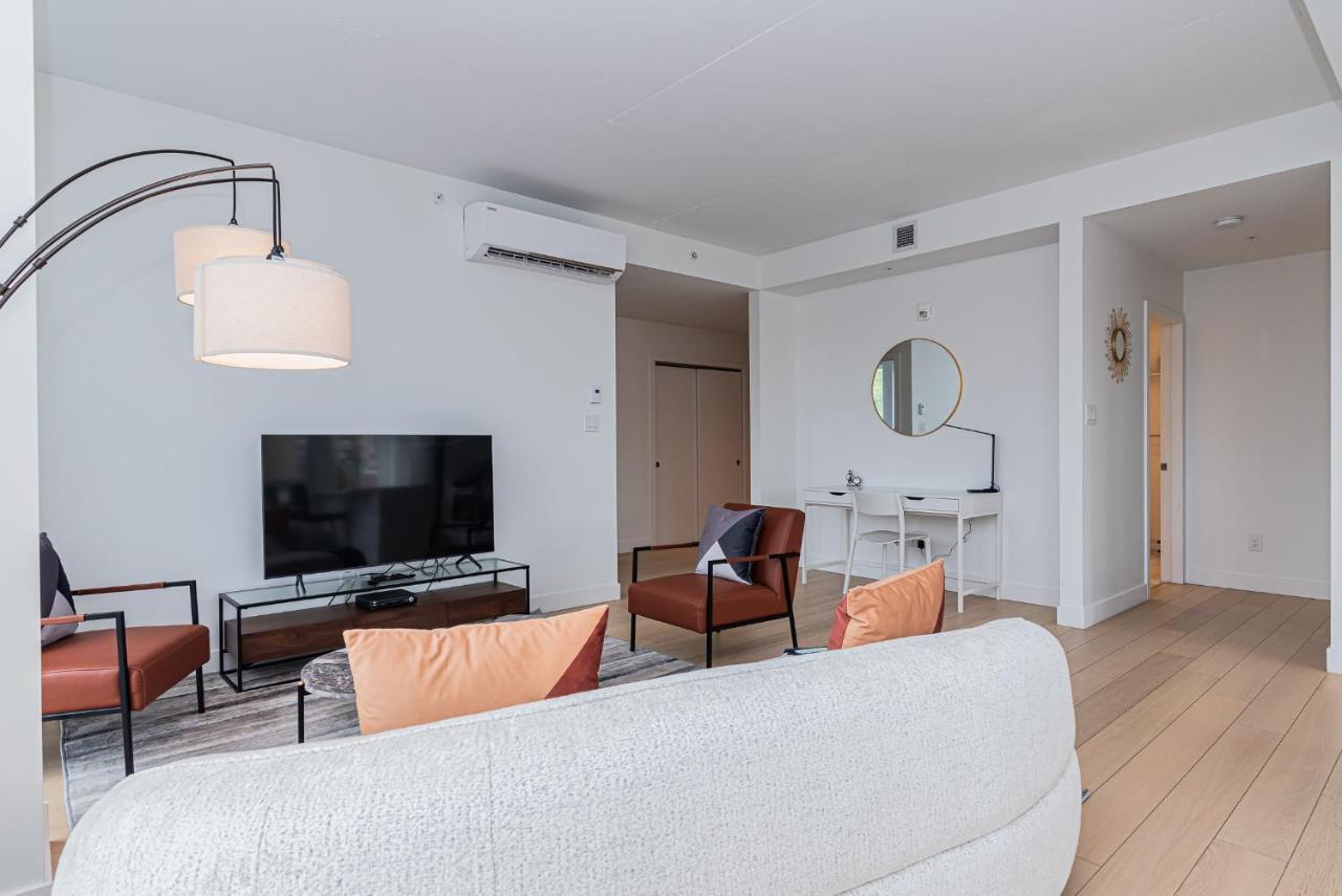 Le Se7t Penthouses Apartment Montreal