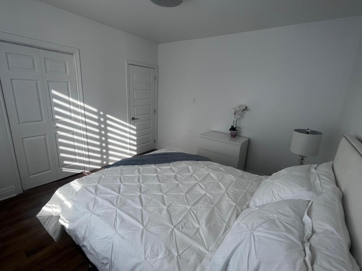 Apartment Fully Renovated With Free Parking Montreal