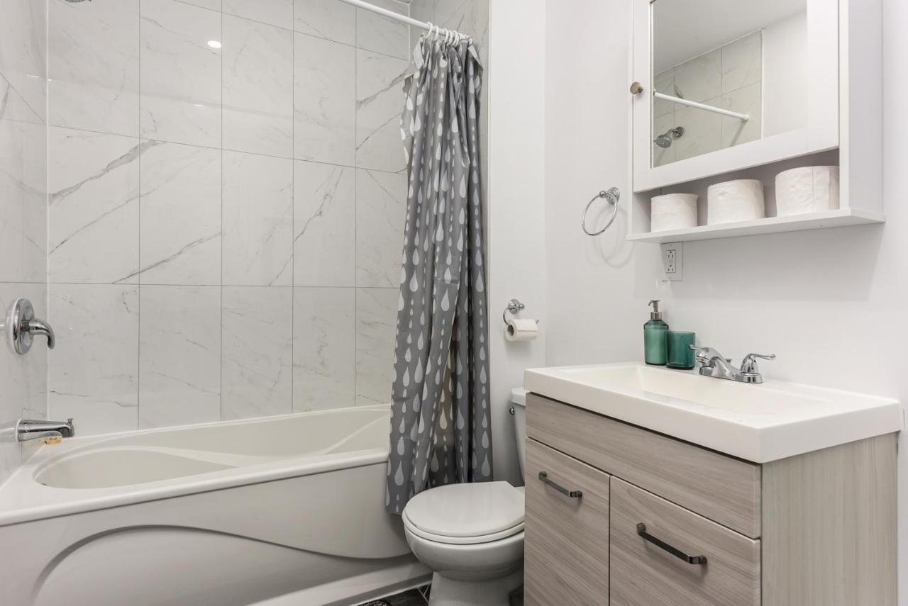 Apartment Downtown Loft Montreal