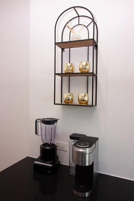 Location & Modern Apartment *