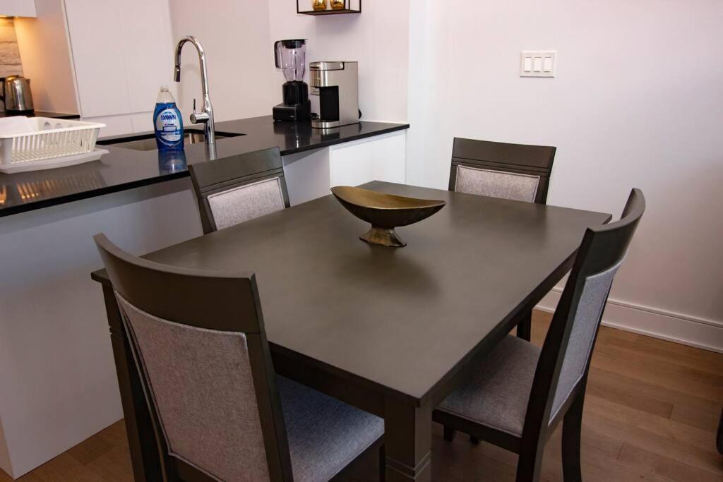 Location & Modern Apartment *