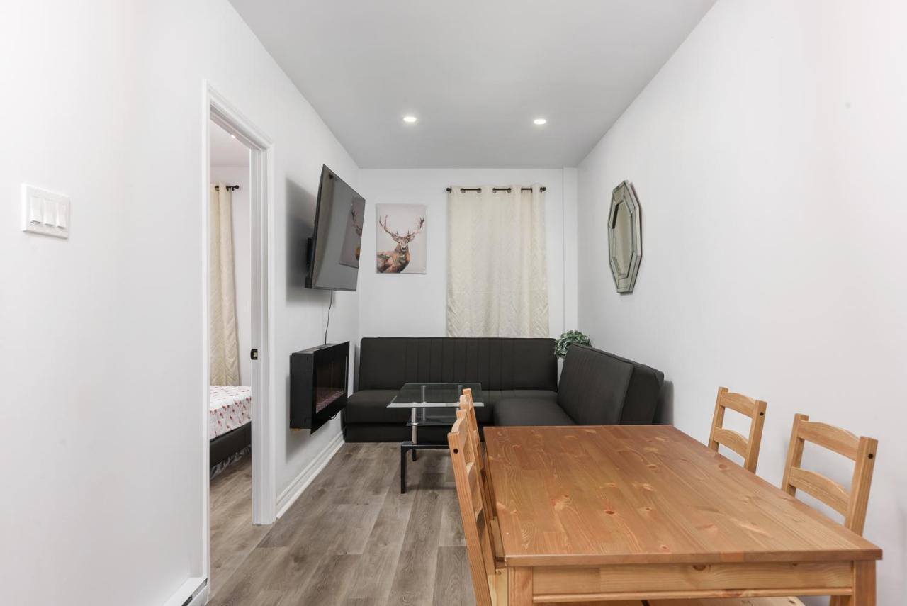 Downtown Loft Apartment Montreal