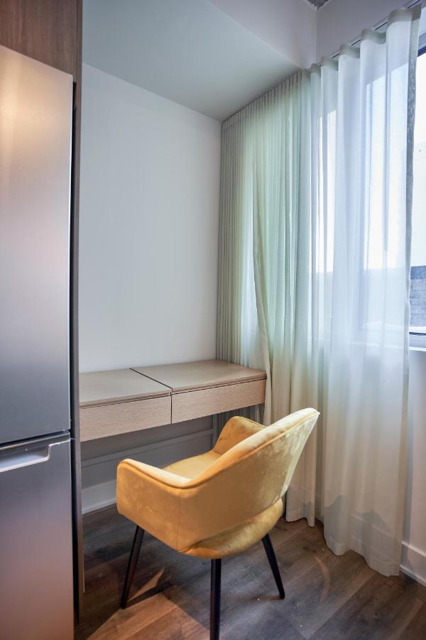 Corporate / Business In Heart Apartment Montreal