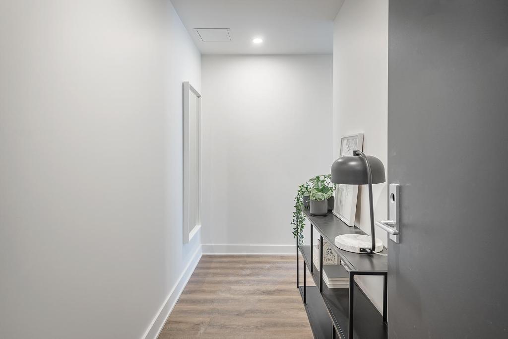 Apartment Corporate / Business In Heart
