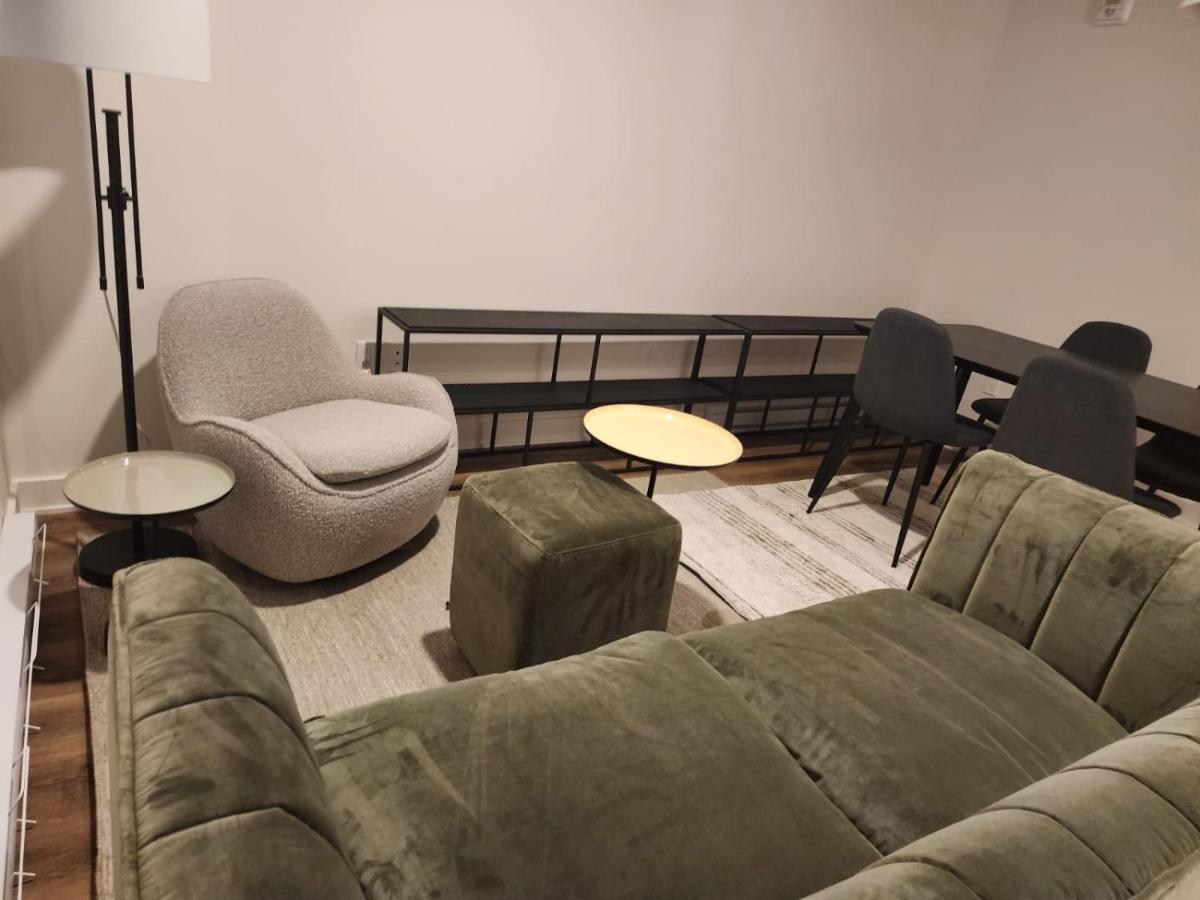 Apartment Corporate / Business In Heart *
